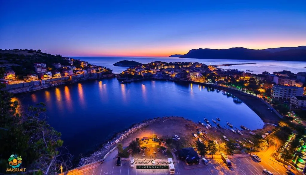 Amasra'da güneş hep güzel doğar, hep muhteşem batar.
